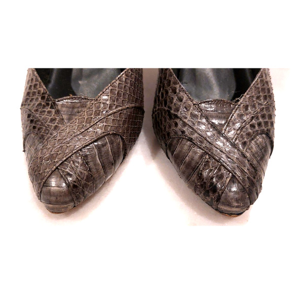 Destiny Snakeskin Heels/Pumps, Gray, Size 6B, Vintage 70s/80s , EUC - Picture 4 of 10